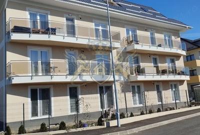 Apartament cu 2 camere decomandat, mobilat în Tractorul - 10