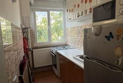 Garsonieră în Șega