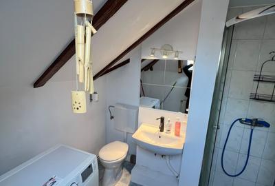 Apartament cu 2 camere decomandat în Universitate - 1