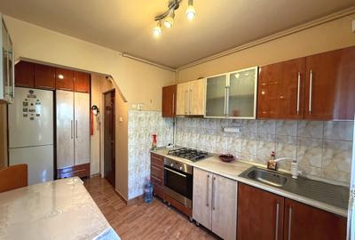 Apartament cu 2 camere semidecomandat, mobilat în Cetate - 8