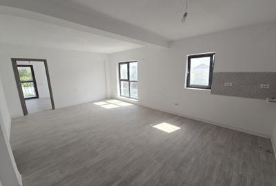 Apartament cu 2 camere semidecomandat în Berceni