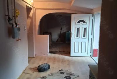 Casă cu 3 camere cu Teren 1200 Mp în Central - 5