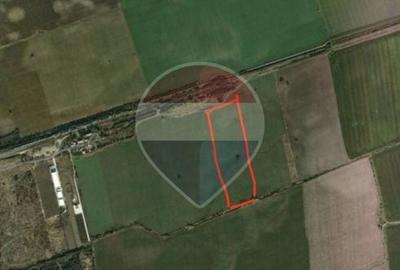 Teren Construcții intravilan de 27700 mp, în Exterior Nord