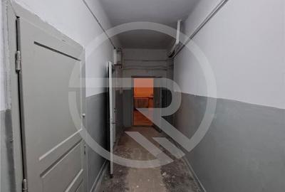 Spațiu comercial, de 150 mp, în Gruia - 3