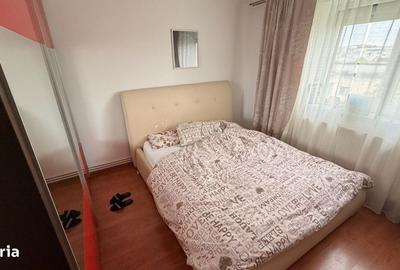 Apartament cu 2 camere decomandat în C5