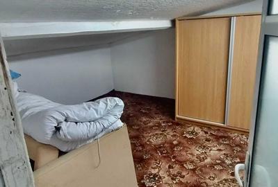 Casă cu 2 camere în Central