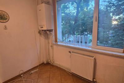 Apartament cu 2 camere semidecomandat în Piața Unirii