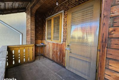 Casă cu 5 camere cu Teren 238 Mp în Traian