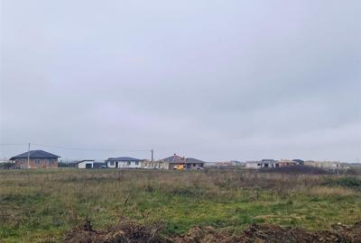 Teren de 543 mp, în Sânmartin - 3