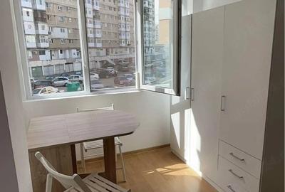 Garsonieră semidecomandată în Micro 3 - 3