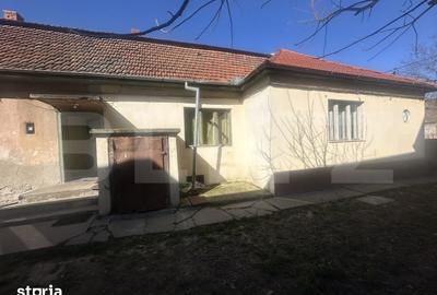 Casă cu 4 camere cu Teren 842 Mp în Titulescu
