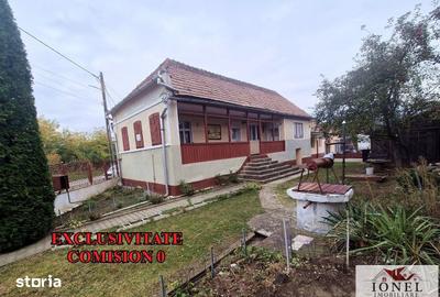 Casă cu 4 camere cu Teren 2038 Mp în Jidvei