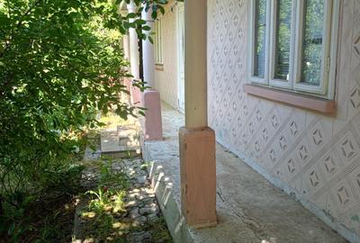 Casă cu 4 camere în Schela - 5