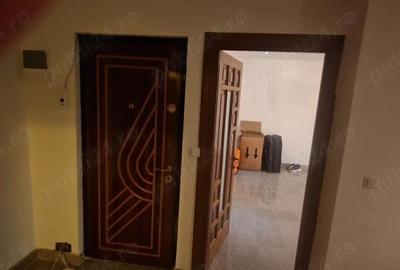 Apartament cu 3 camere decomandat în Central - 2