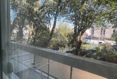 Apartament cu 2 camere decomandat în Medicină