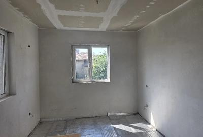 Casă cu Teren 1300 Mp în Sudiți
