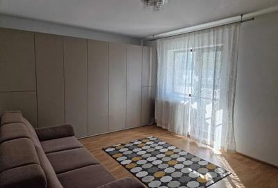 Apartament cu 2 camere decomandat, mobilat în Titan