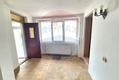 Casă cu 3 camere cu Teren 118 Mp în 13 Septembrie - 8