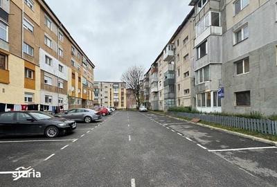Apartament cu 3 camere semidecomandat în Central - 3