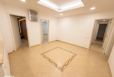 Apartament cu 3 camere decomandat în Eminescu