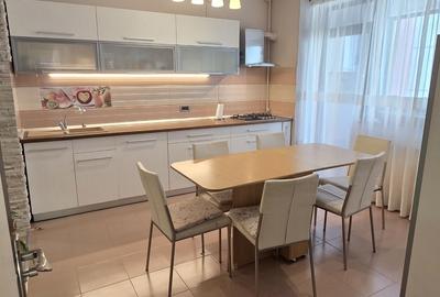 Apartament cu 3 camere în Tractorul - 3