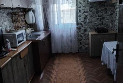 Apartament cu 3 camere semidecomandat în Central - 8