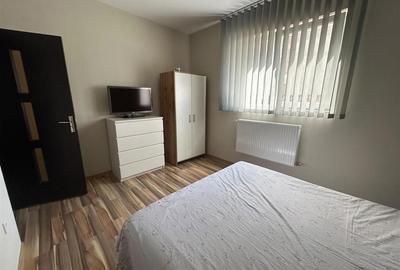 Apartament cu 2 camere decomandat, mobilat în Ipotești
