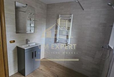 Casă cu 4 camere cu Teren 177 Mp în Rucăr - 8