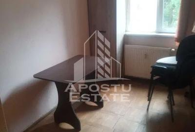 Apartament cu 4 camere semidecomandat în Dâmbovița - 5