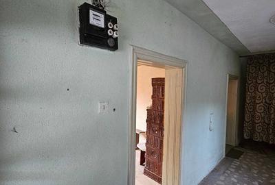 Casă cu 4 camere decomandat în Buntești - 3