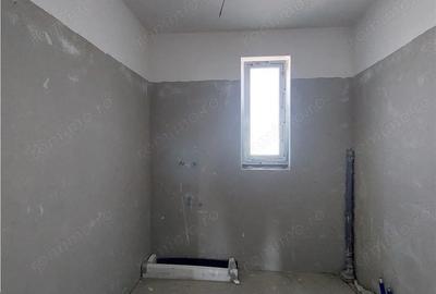 Casă cu Teren 290 Mp în Vladimirescu