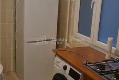 Apartament cu 2 camere decomandat în Cantemir