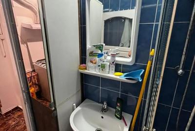 Garsonieră decomandată în Central - 9