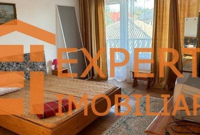 Casă individuală cu 7 camere cu Canalizare în Eforie Nord - 1