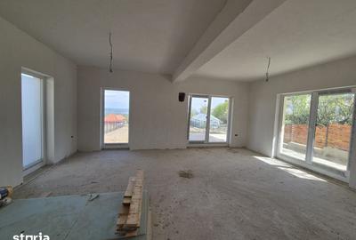 Casă cu 4 camere cu Teren 700 Mp în Feleacu - 9
