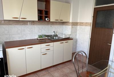 Apartament cu 2 camere semidecomandat în Aviației