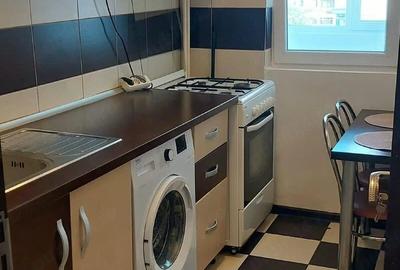 Garsonieră decomandată în Vitan