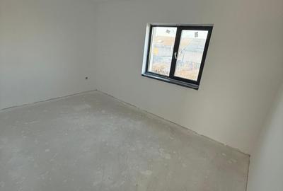 Apartament cu 5 camere decomandat în Bragadiru - 2