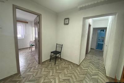 Apartament cu 3 camere decomandat în Fălticeni - 3