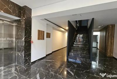 Apartament cu 3 camere decomandat în Pipera