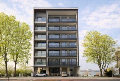 Apartament cu 3 camere decomandat în Delfinariu