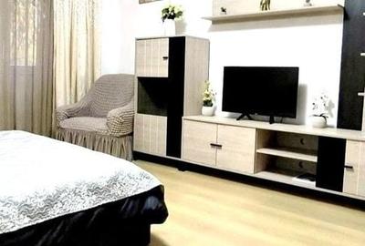 Garsonieră decomandată, mobilată în Baba Novac