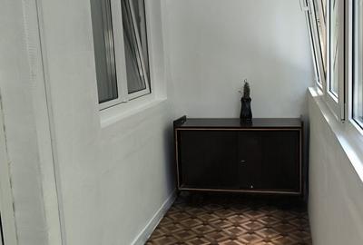 Apartament cu 2 camere semidecomandat în Metalurgiei