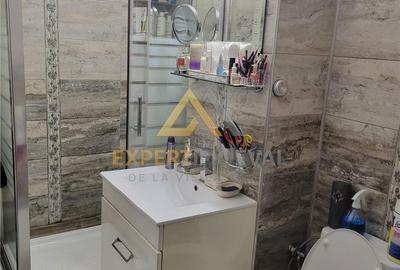 Apartament cu 3 camere în Central - 1