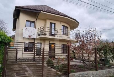 Casă cu 5 camere cu Teren 250 Mp în Tătărani - 2
