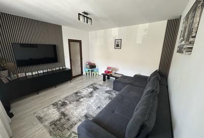 Apartament cu 3 camere decomandat în Central - 1