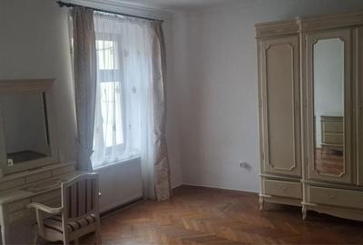 Apartament cu 2 camere nedecomandat în Lazaret