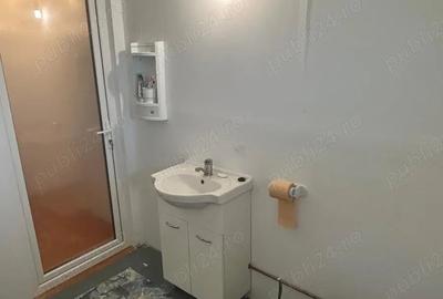 Casă cu 4 camere în Găești