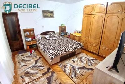 Casă cu 4 camere cu Teren 368 Mp în Sud - 2