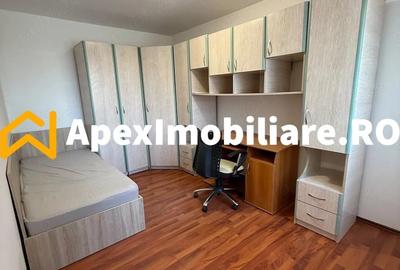 Apartament cu 3 camere decomandat în Drumul Taberei